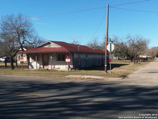 321 San Antonio St - Photo 1