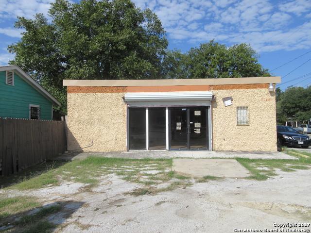 1123 Zarzamora St - Photo 1