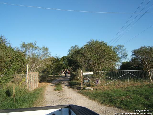 12132 Us Highway 281 - Photo 1