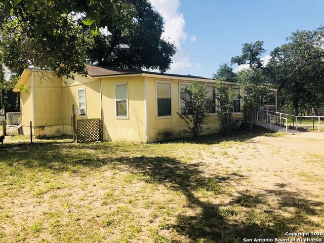 107 Flores Oaks Dr - Photo 1
