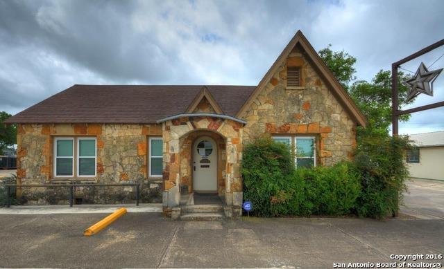 2107 19th St - Photo 1