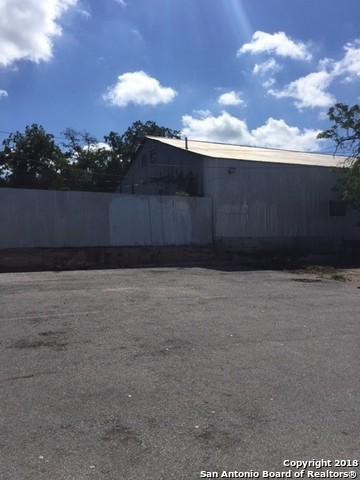 1624 New Braunfels Ave - Photo 1