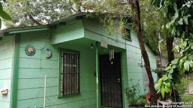 1203 Quintana Rd - Photo 1