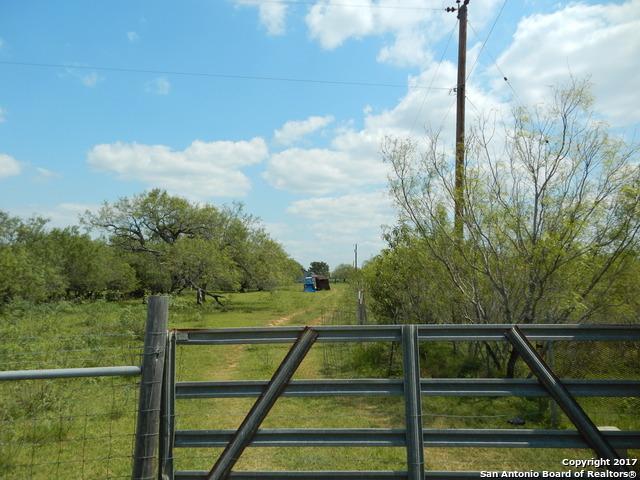10515 Loop 1604 S - Photo 1
