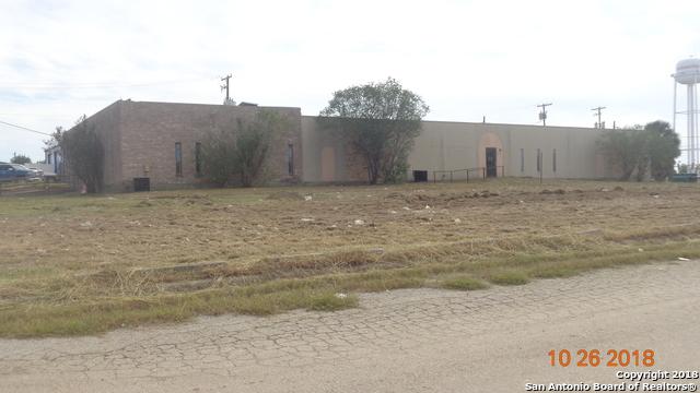 1114 Main - Photo 1