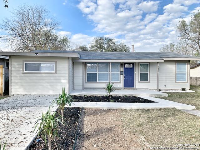 243 Edgebrook Ln - Photo 1