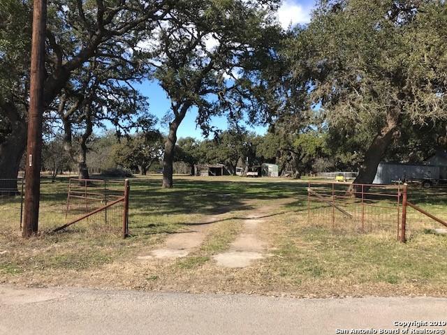 1221 Mesquite St - Photo 1
