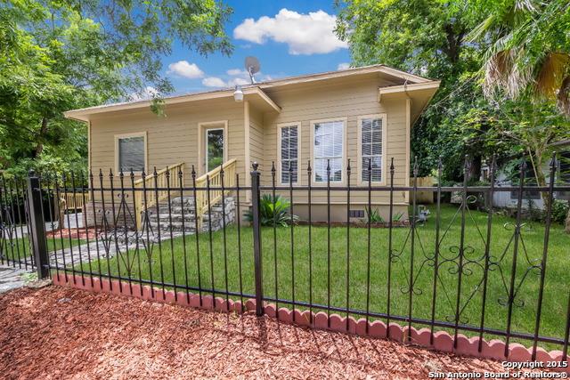 126 Lucas St - Photo 1