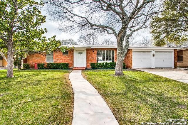 2118 Lawndale Dr - Photo 1