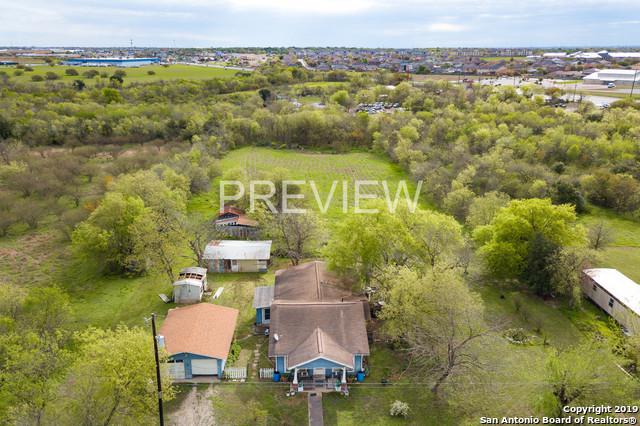 6001 Seguin Rd - Photo 1