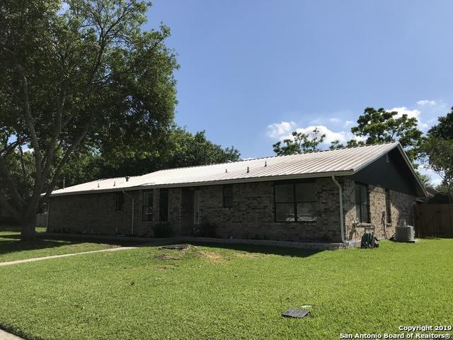 1250 Hollyhock Ln - Photo 1