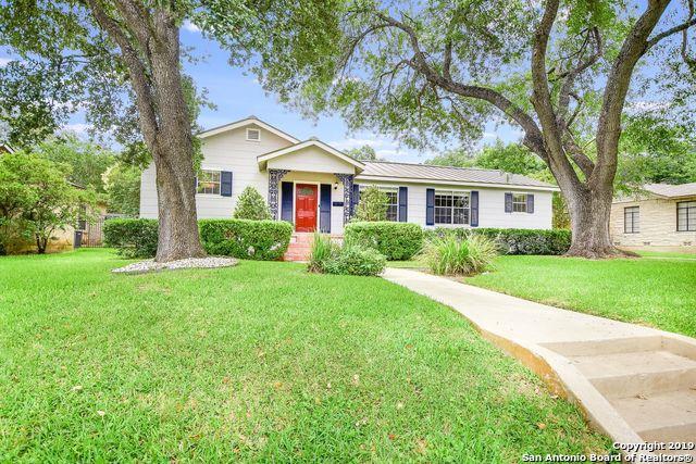 208 Brightwood Pl - Photo 1