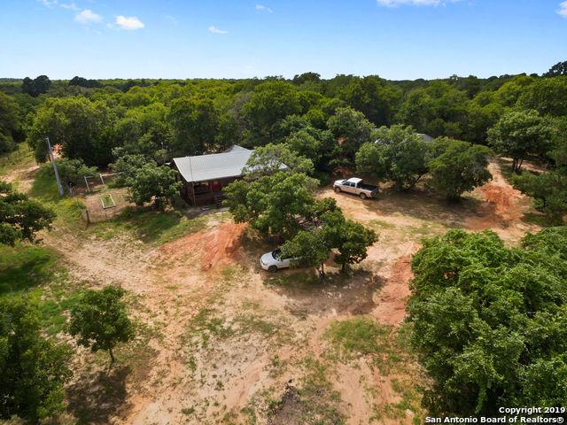 1043 Lewis Ln - Photo 1