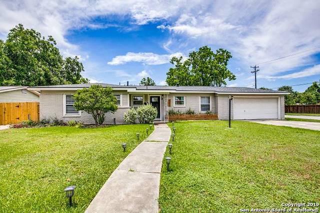 402 Sandalwood Ln - Photo 1