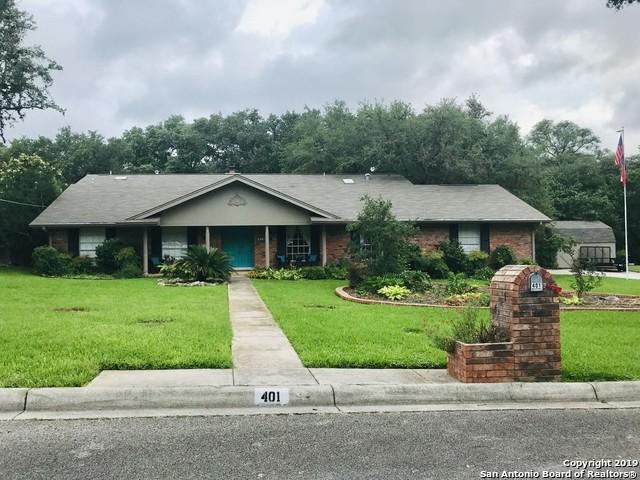401 Park Oak - Photo 1
