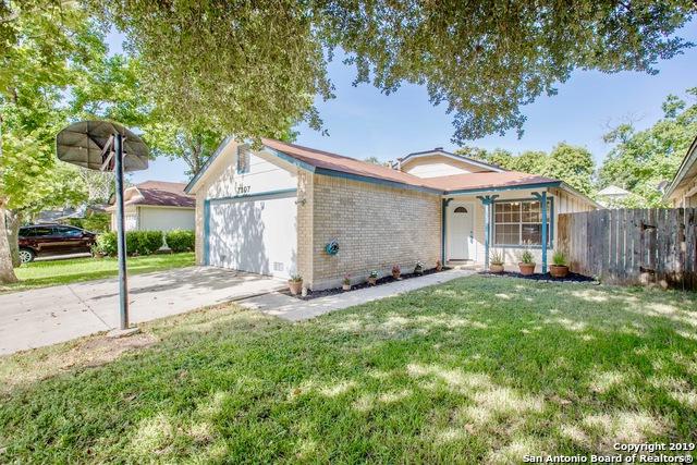 7307 Lansbury Dr - Photo 1