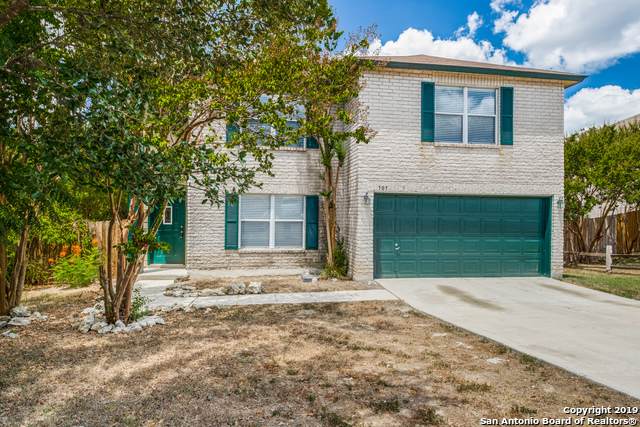 707 Clover Creek - Photo 1