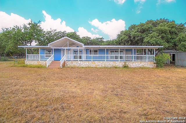 104 Packsaddle Dr - Photo 1