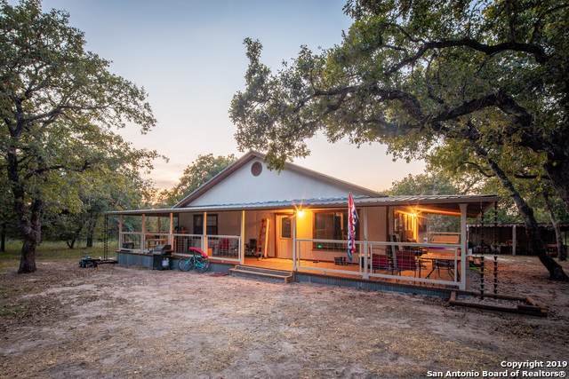 545 Enchanted Oak Dr - Photo 1