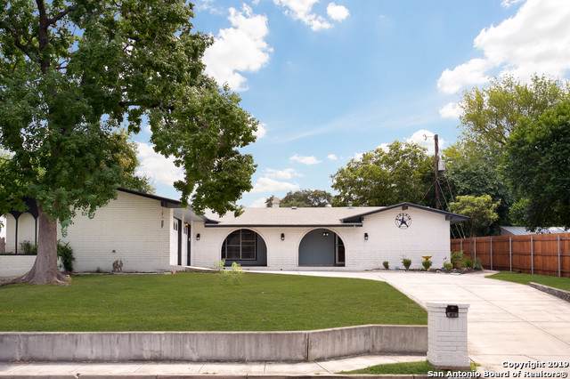 5423 Merkens Dr - Photo 1