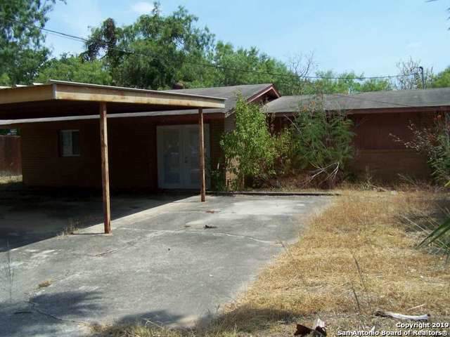 209 Greenlawn Ave - Photo 1