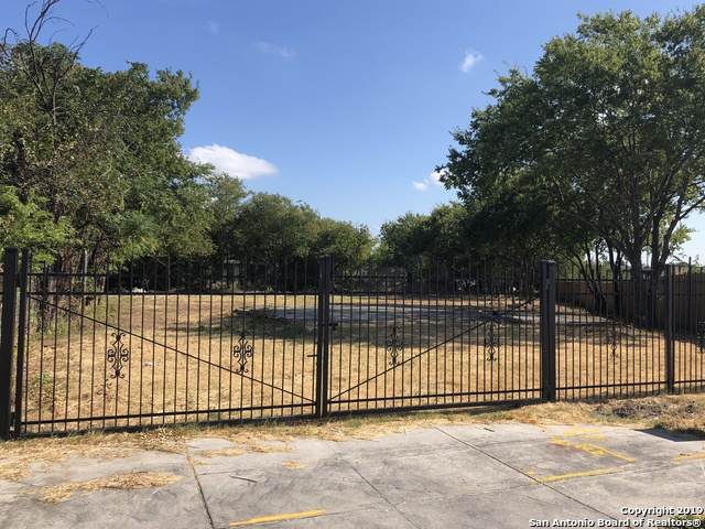 555 Darby Blvd - Photo 1