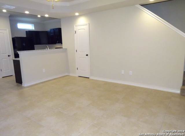 6870 Lakeview Dr - Photo 1
