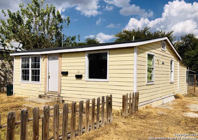 2710 Commercial Ave - Photo 1