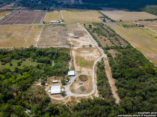 21090 Fm 1303 - Photo 1