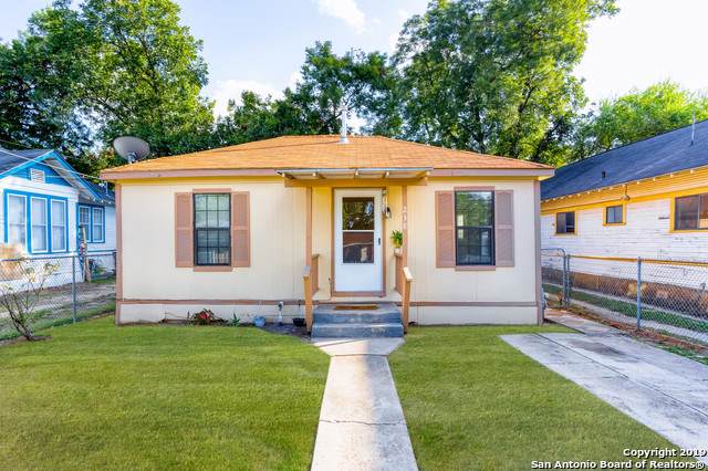 238 Sayers Ave - Photo 1