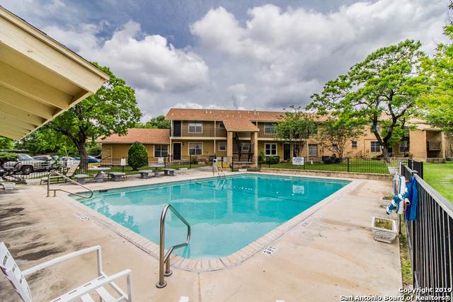 923 Vance Jackson Rd - Photo 1