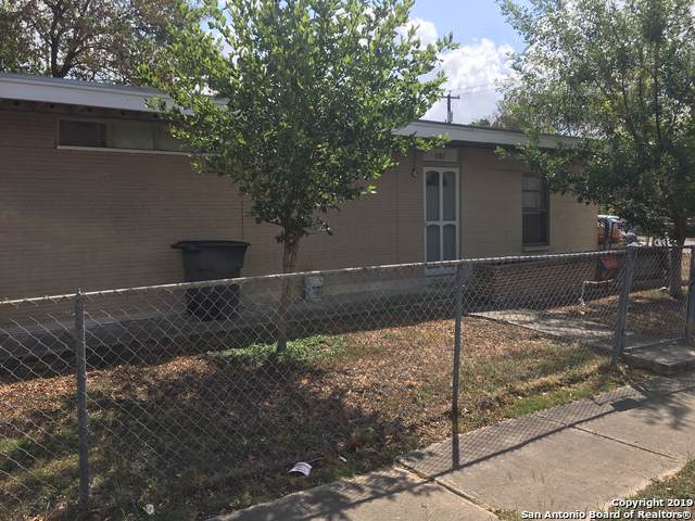 1102 Nw 24th St - Photo 1