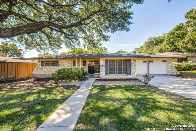 4230 Vantage View Dr - Photo 1