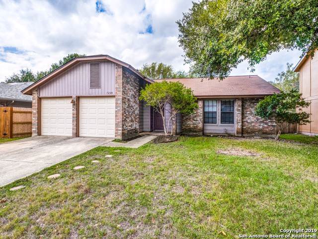 7239 Flaming Forest St - Photo 1