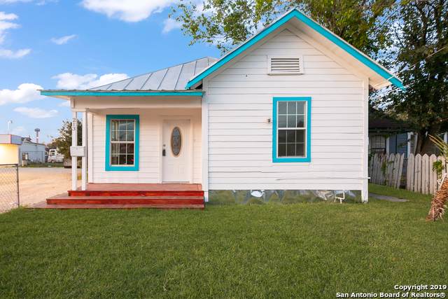 215 Aransas Ave - Photo 1