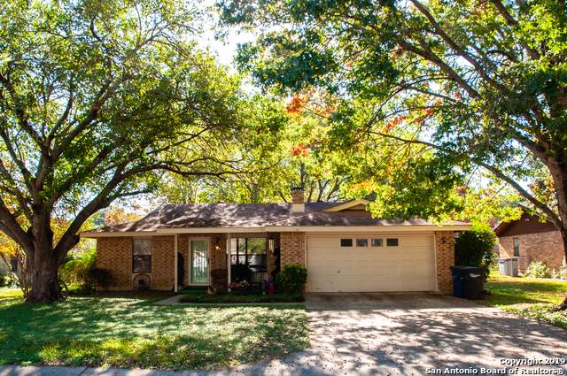 923 Hideaway Circle - Photo 1