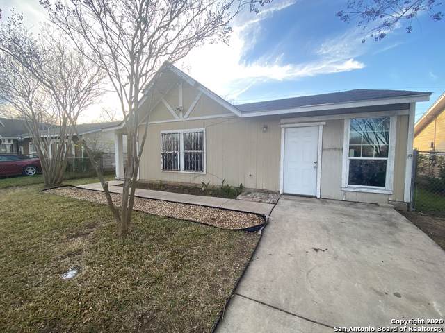 1215 Swaying Oaks Dr - Photo 1 1215 Swaying Oaks Dr - Photo 1