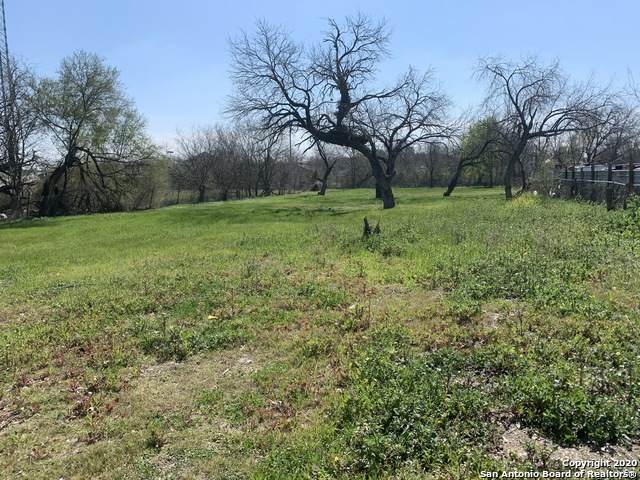 724 Monticello Ct - Photo 1