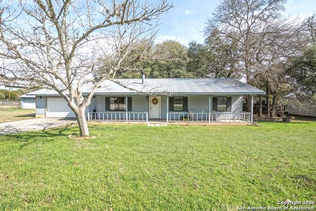 1406 Oakridge Dr - Photo 1