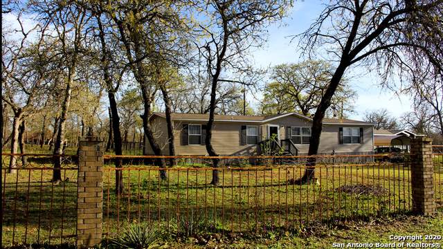 256 Hickory Hill Dr - Photo 1