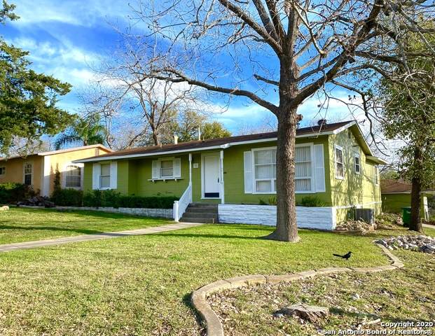 302 Blakeley Dr - Photo 1