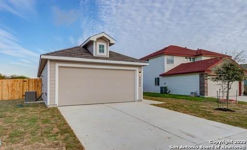4902 Everett Loop - Photo 1