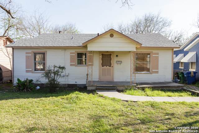 136 Nelson Ave - Photo 1