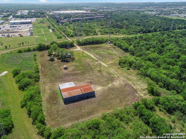 6821 Loop 1604 N - Photo 1