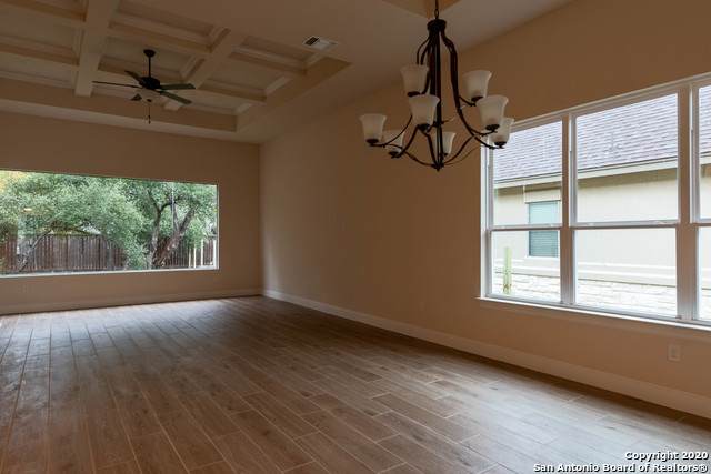 514 Carriage House - Photo 1