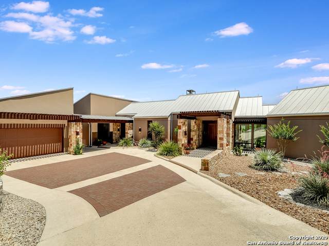 575 Settlers Way - Photo 1
