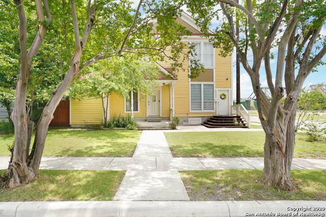 302 Lamar - Photo 1