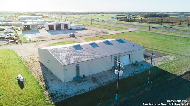11815 I-10 - Photo 1