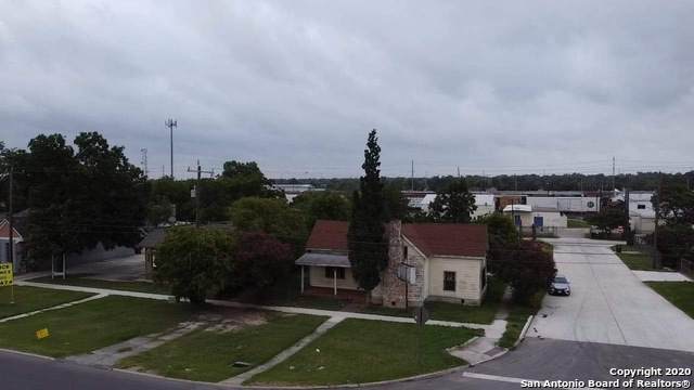 2002 Interstate 35 - Photo 1