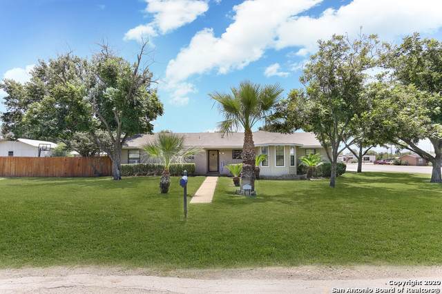 706 Palm St - Photo 1